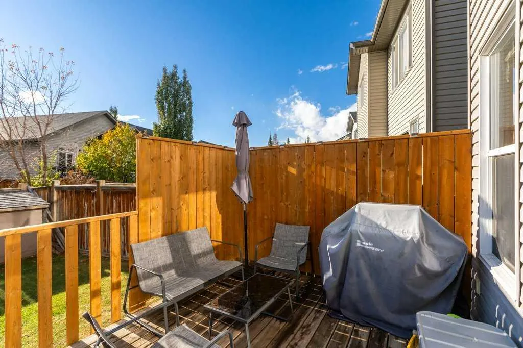 611 Monteith Drive SE