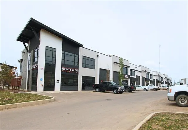 400 MacKenzie Boulevard, #305