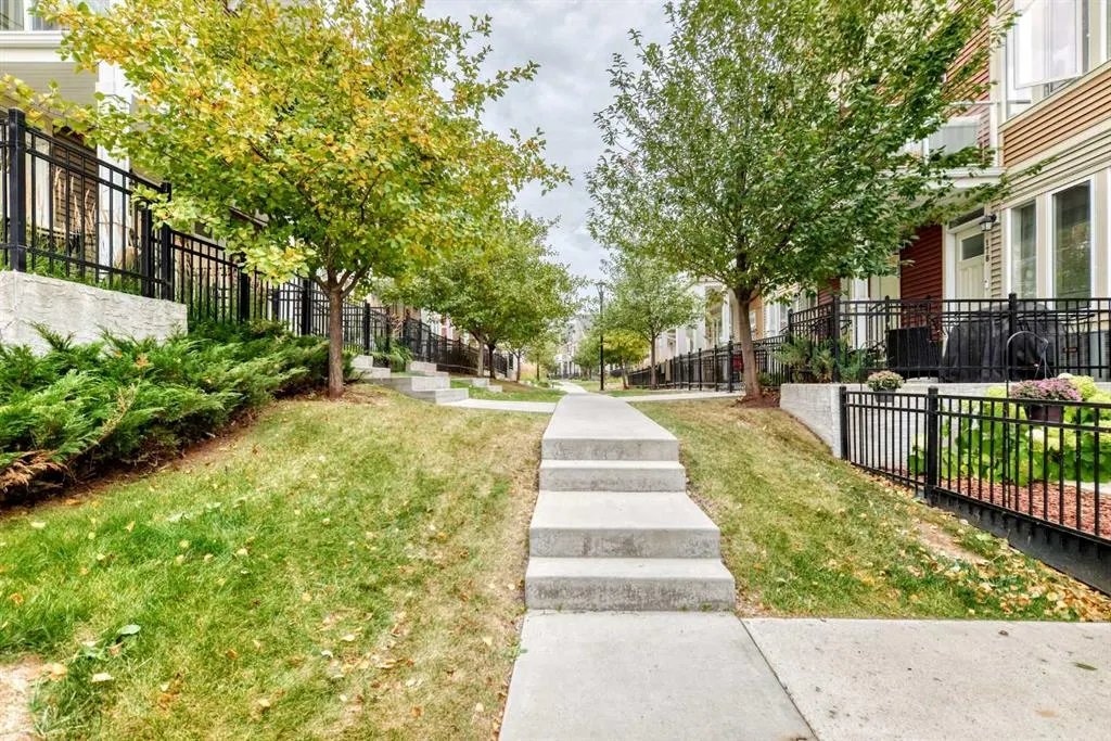 165 Auburn Meadows Walk SE