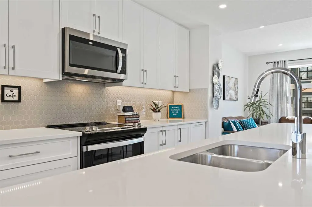 157 Les Jardins Park SE