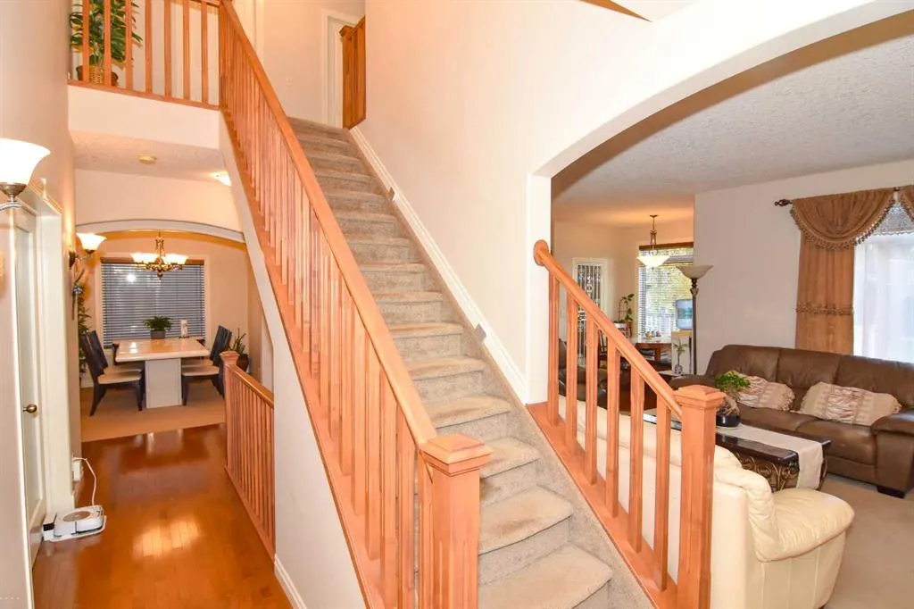 107 Panatella Close NW