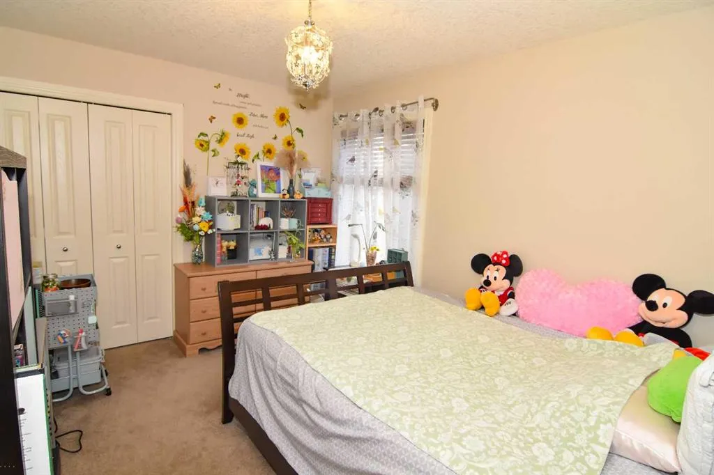 107 Panatella Close NW