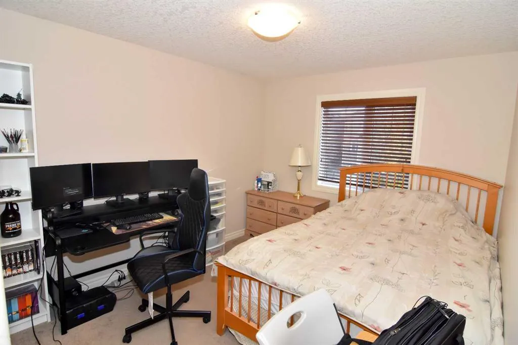 107 Panatella Close NW