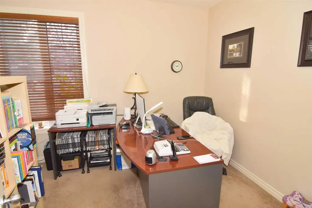 107 Panatella Close NW