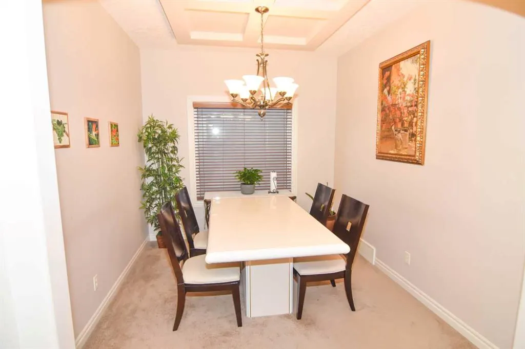 107 Panatella Close NW