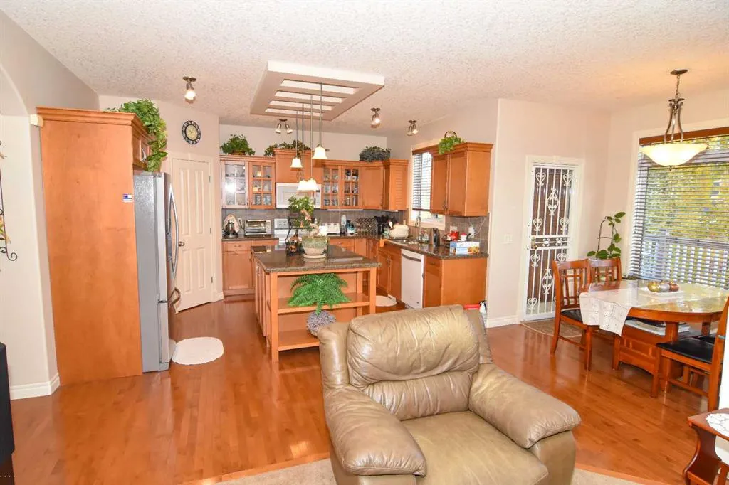 107 Panatella Close NW