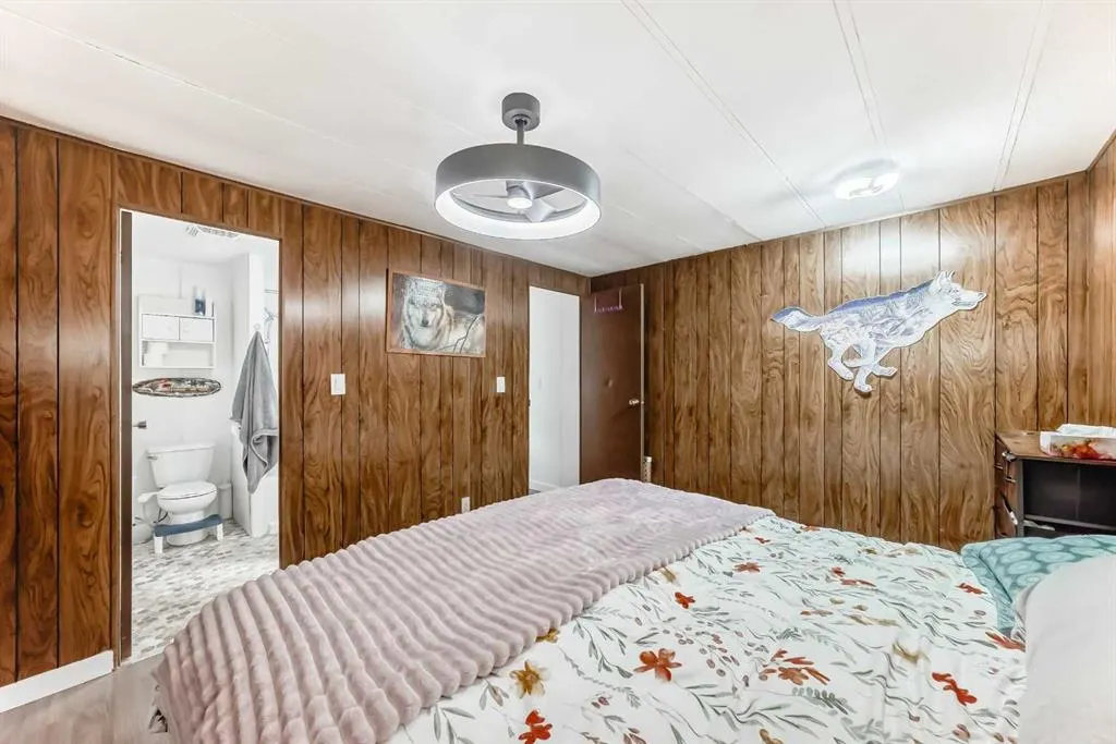 649 Main Street N, #11