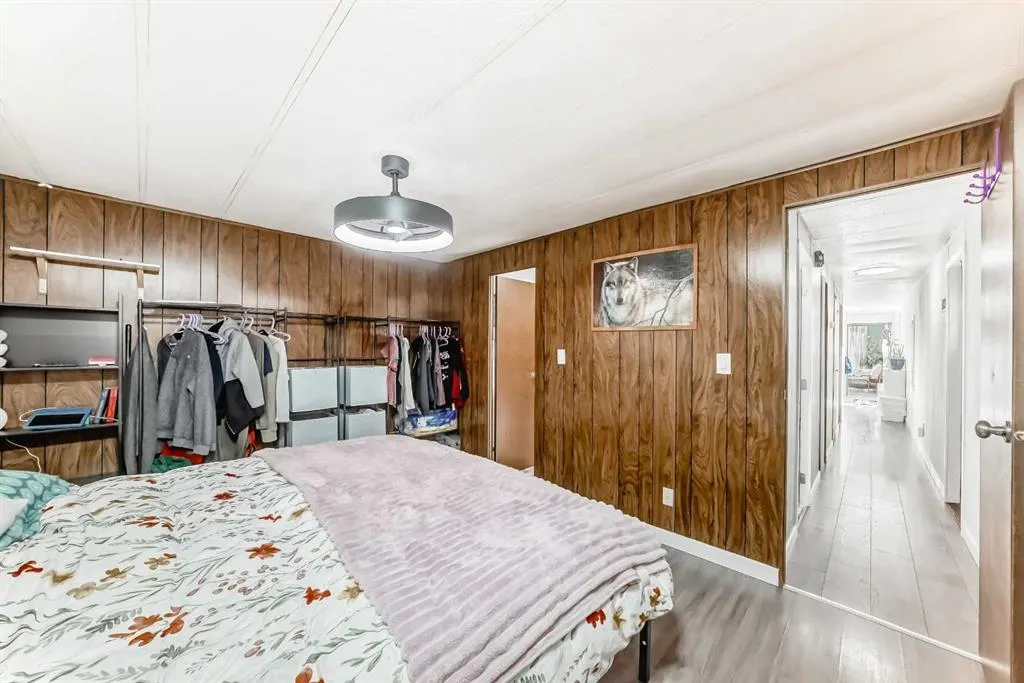 649 Main Street N, #11