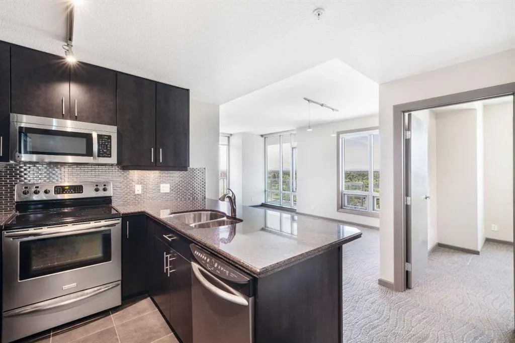 210 15 Avenue SE, #2010