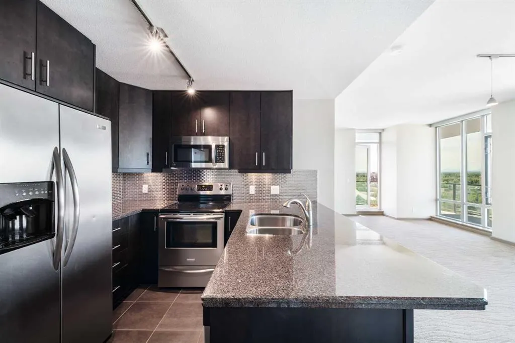210 15 Avenue SE, #2010
