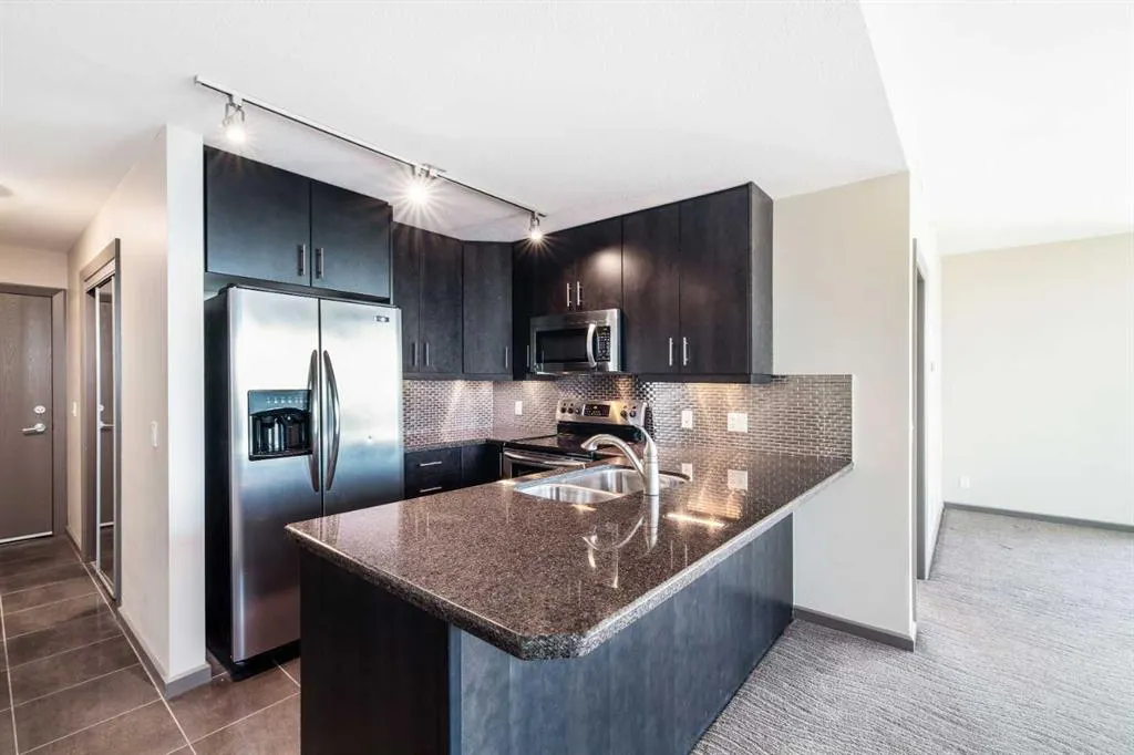 210 15 Avenue SE, #2010
