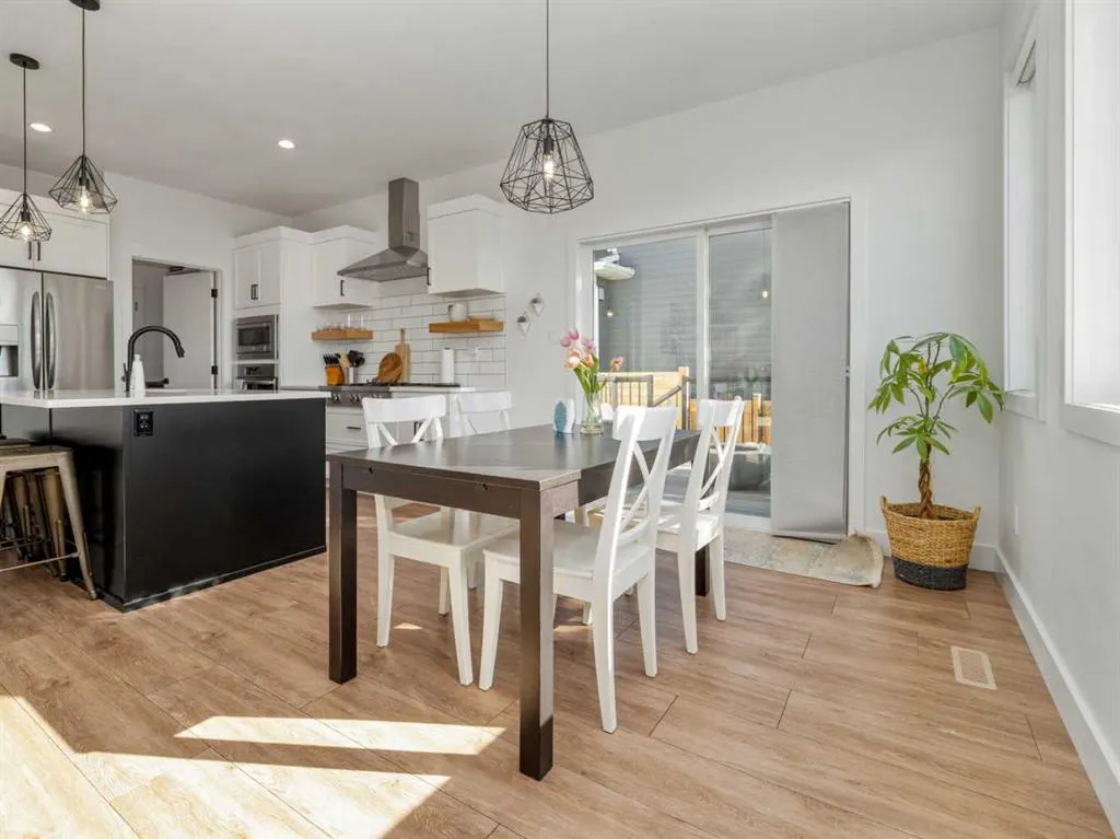 22 Prairie Sunset Ave