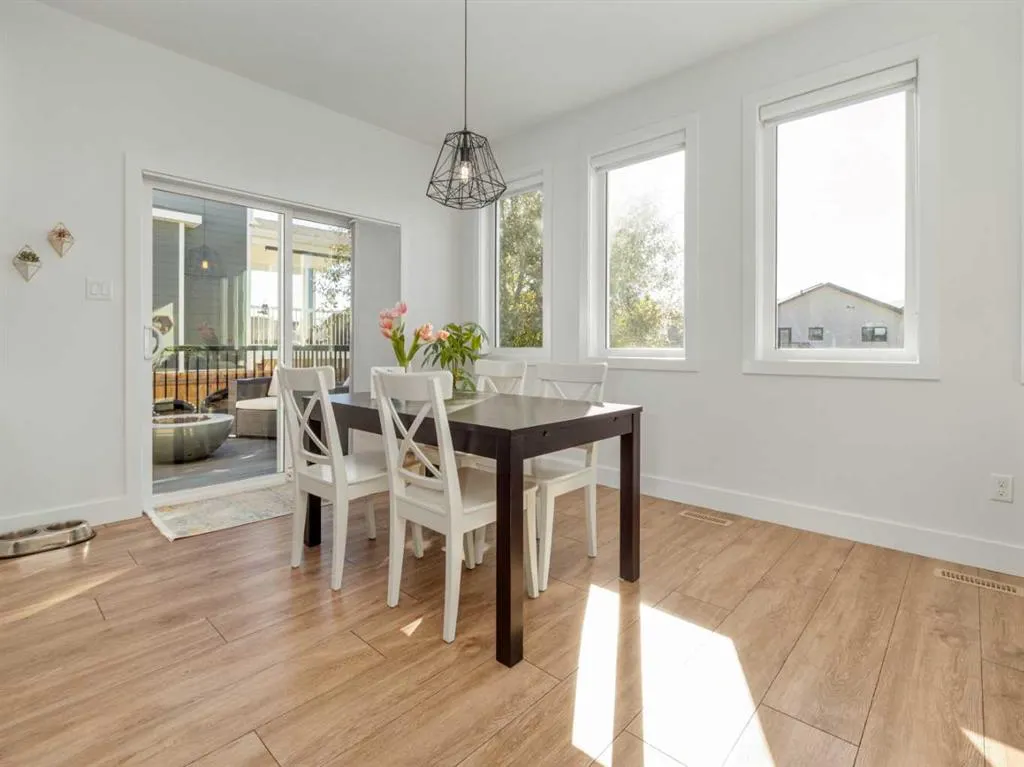 22 Prairie Sunset Ave