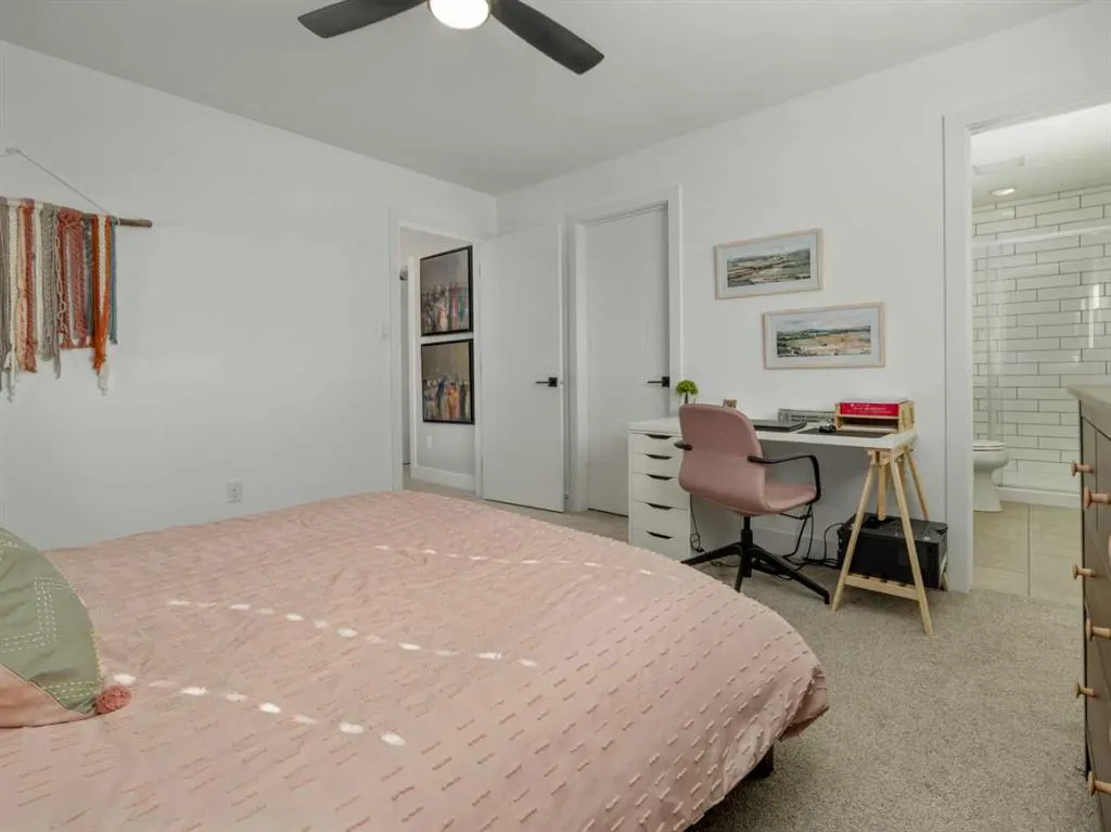 22 Prairie Sunset Ave