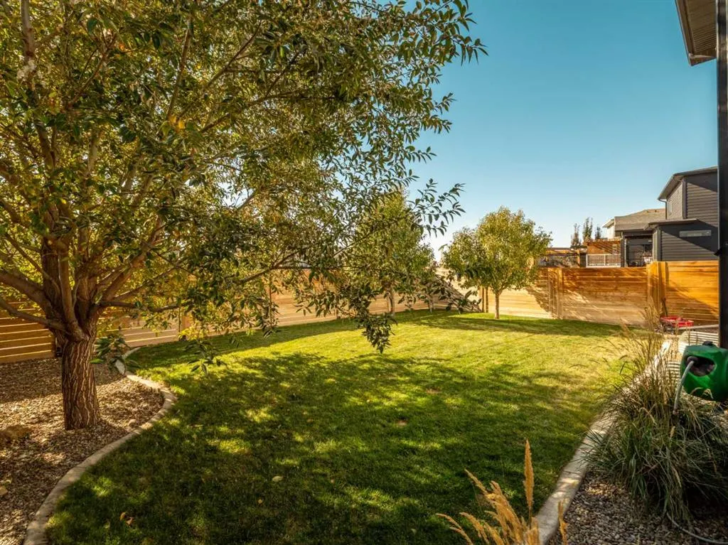 22 Prairie Sunset Ave