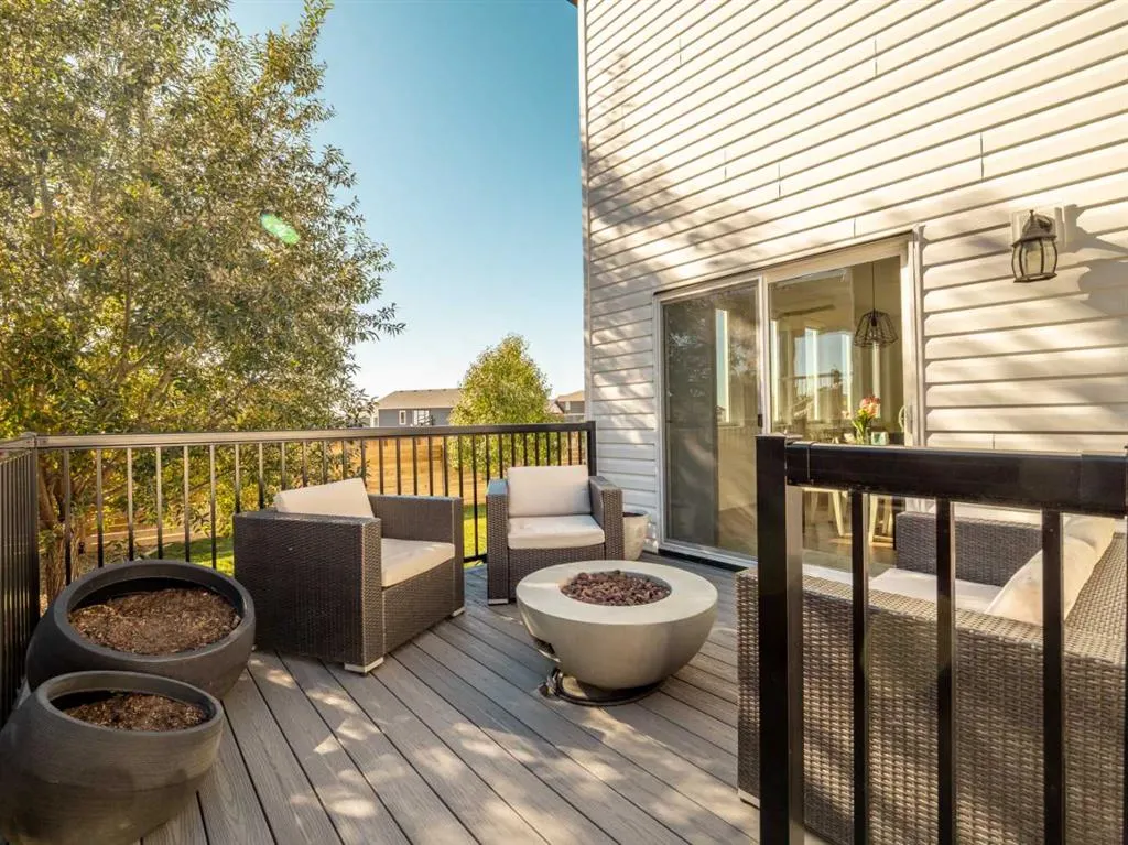 22 Prairie Sunset Ave