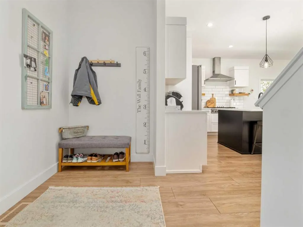 22 Prairie Sunset Ave