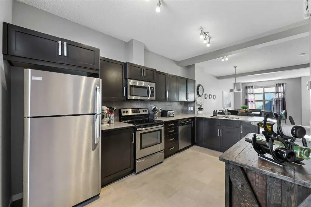 68 New Brighton Point SE