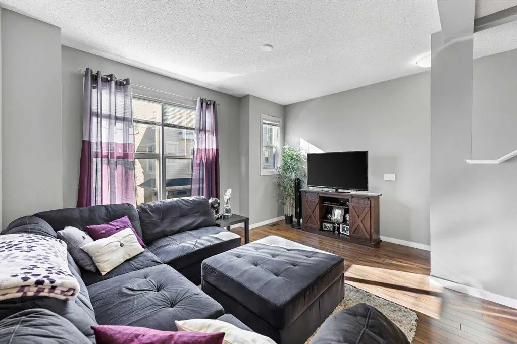 68 New Brighton Point SE