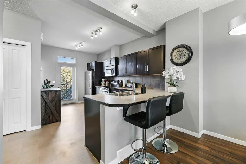 68 New Brighton Point SE