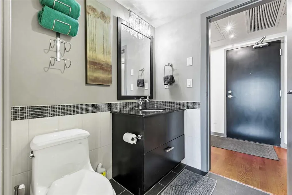 888 4 Avenue SW, #1708