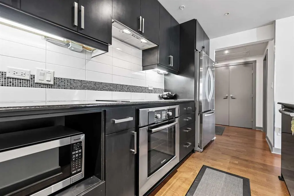 888 4 Avenue SW, #1708