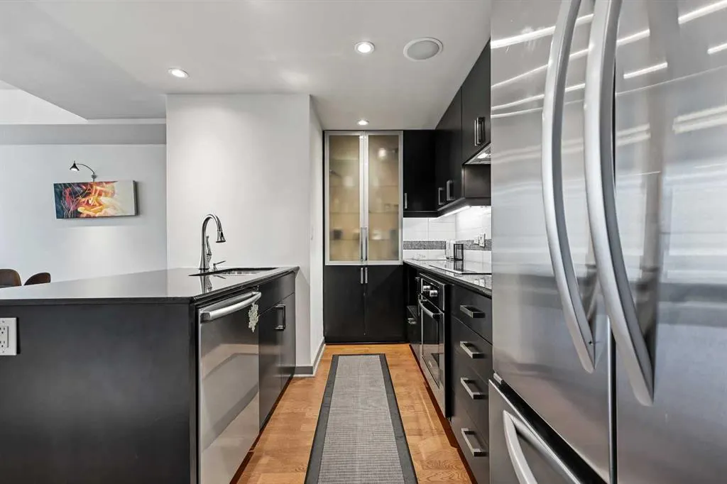 888 4 Avenue SW, #1708