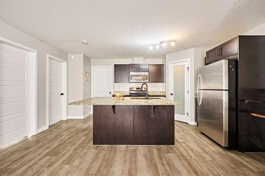 2781 Chinook Winds Drive SW, #7101