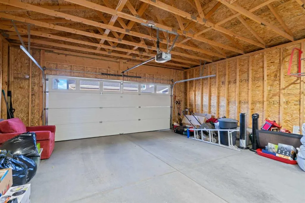 219 River Heights Green