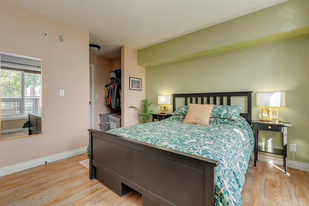 630 10 Street NW, #307