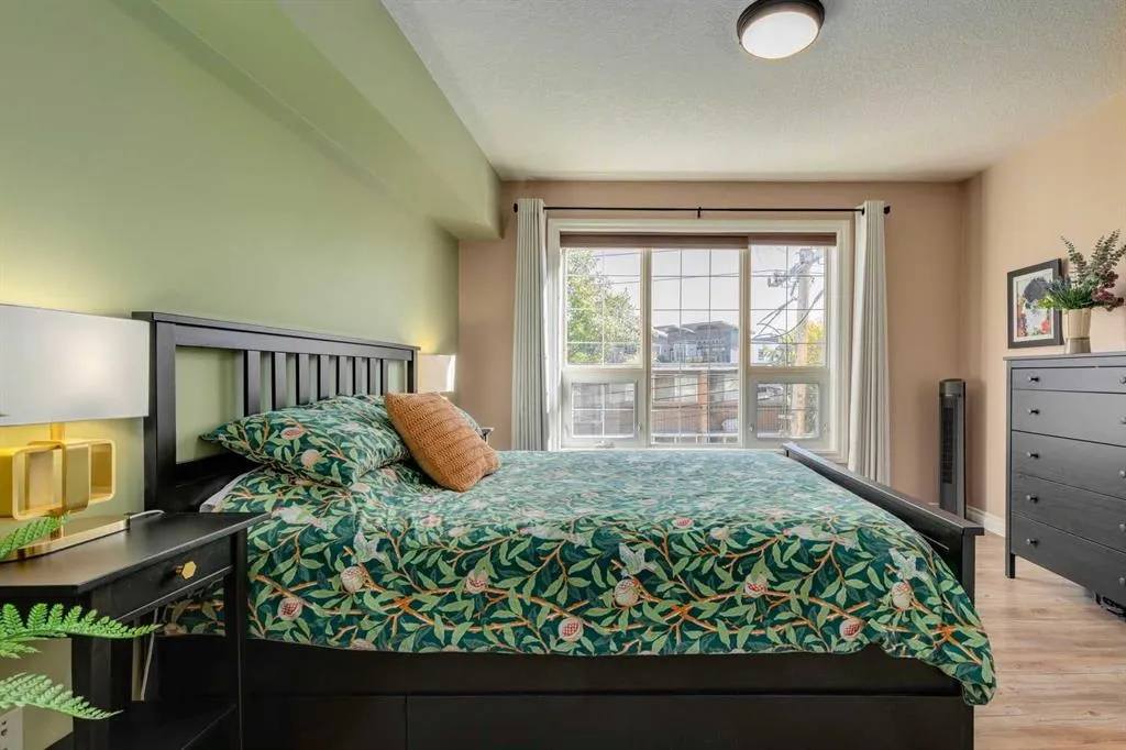 630 10 Street NW, #307