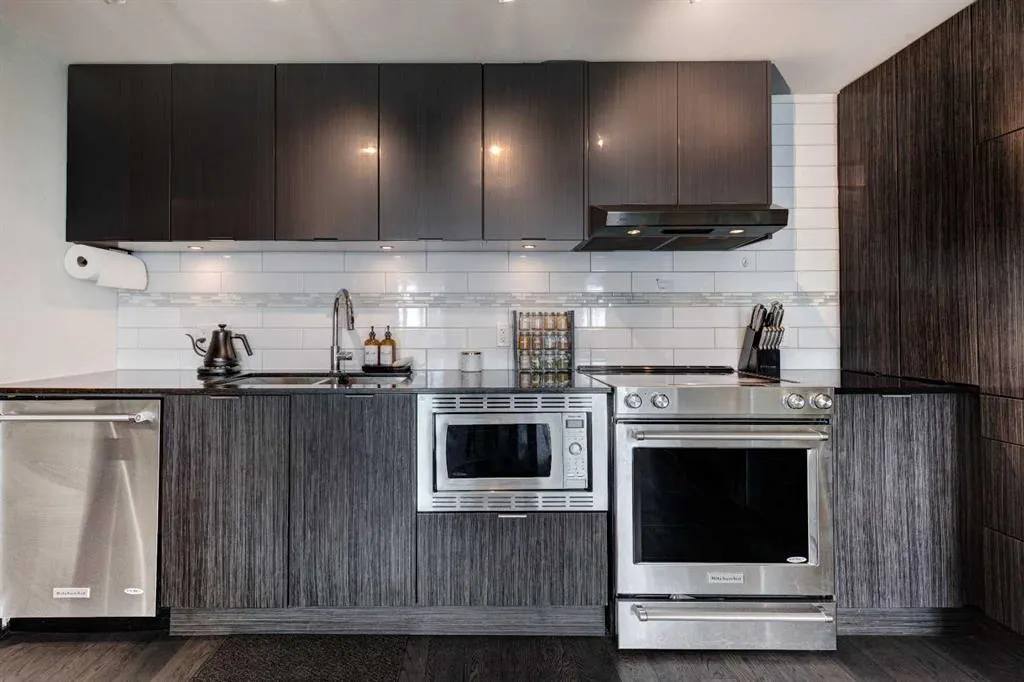 930 6 Avenue SW, #2108