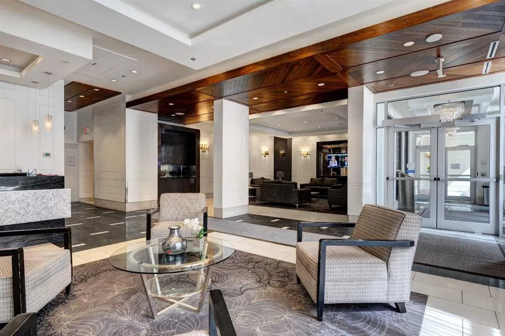 930 6 Avenue SW, #2108