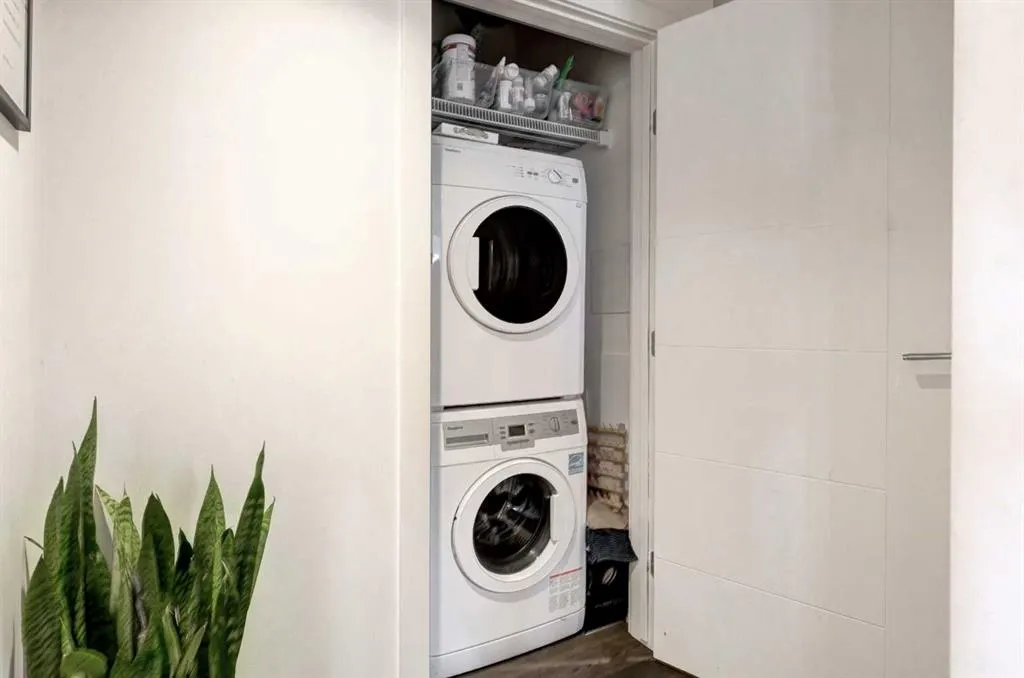 930 6 Avenue SW, #2108