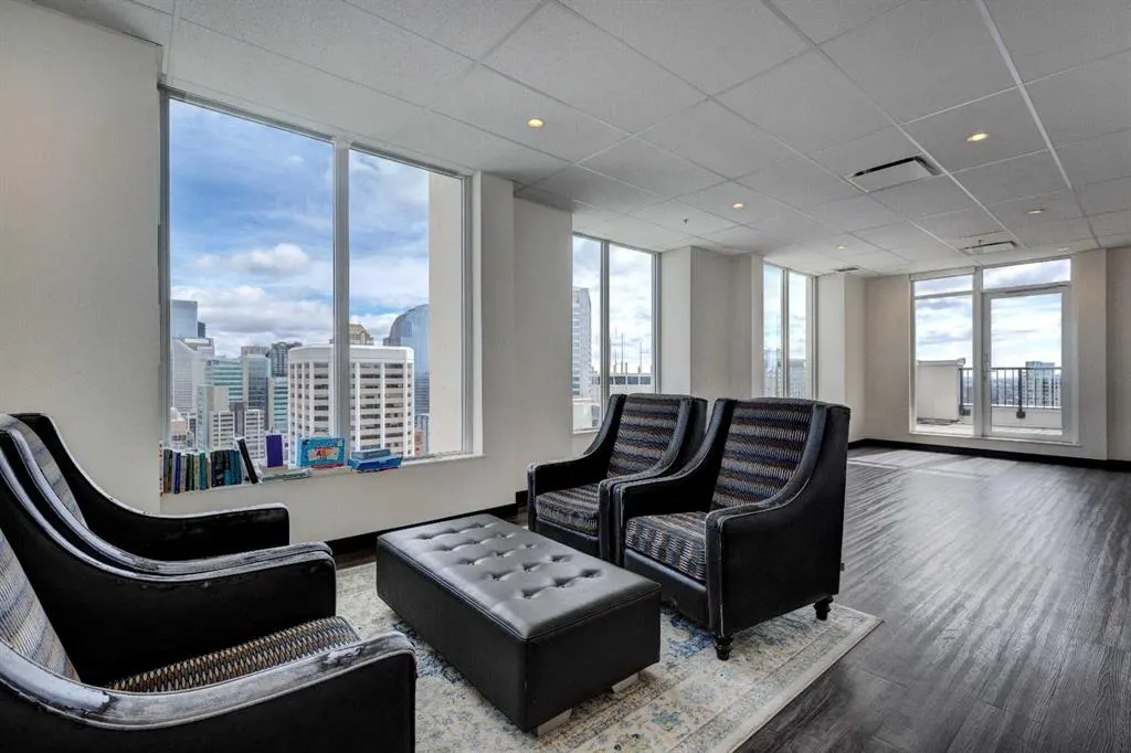 930 6 Avenue SW, #2108