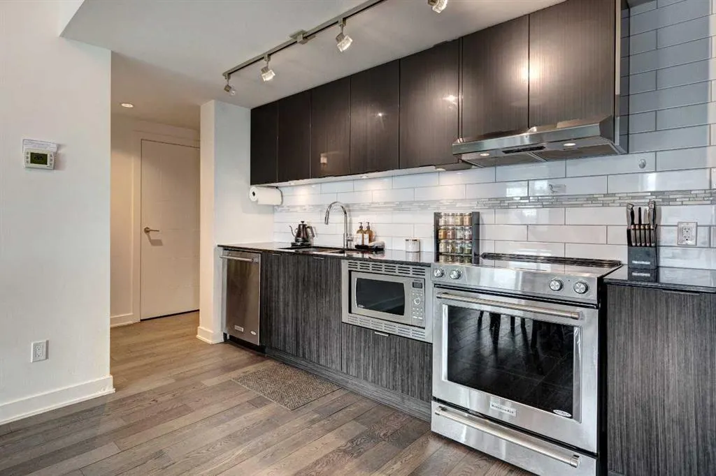930 6 Avenue SW, #2108