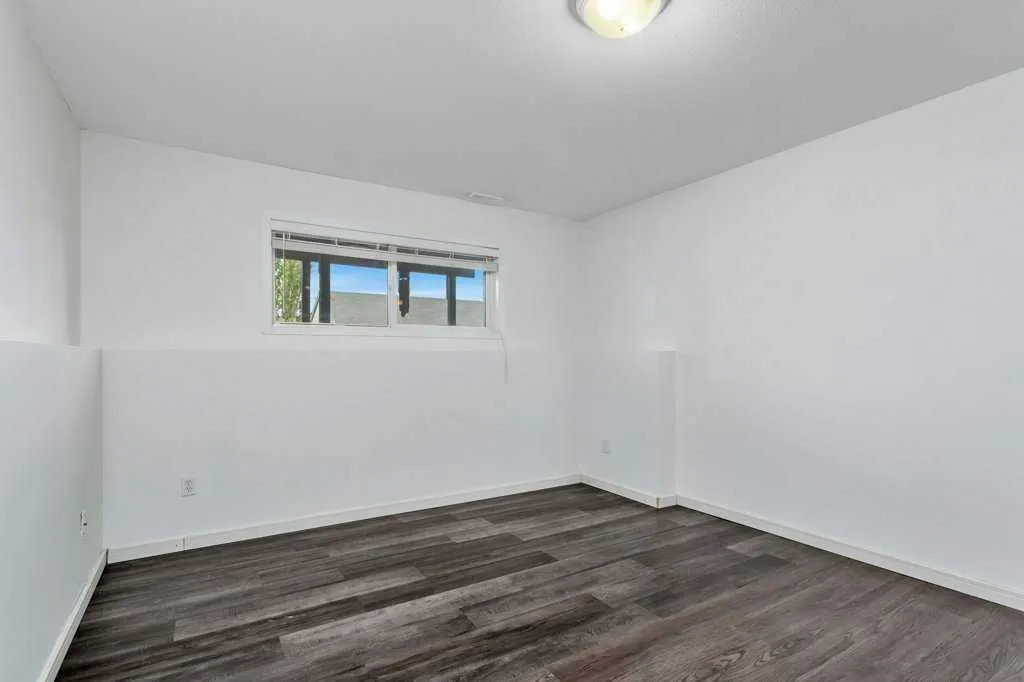 89 Silver Drive