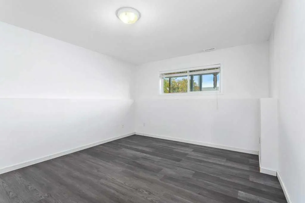 89 Silver Drive