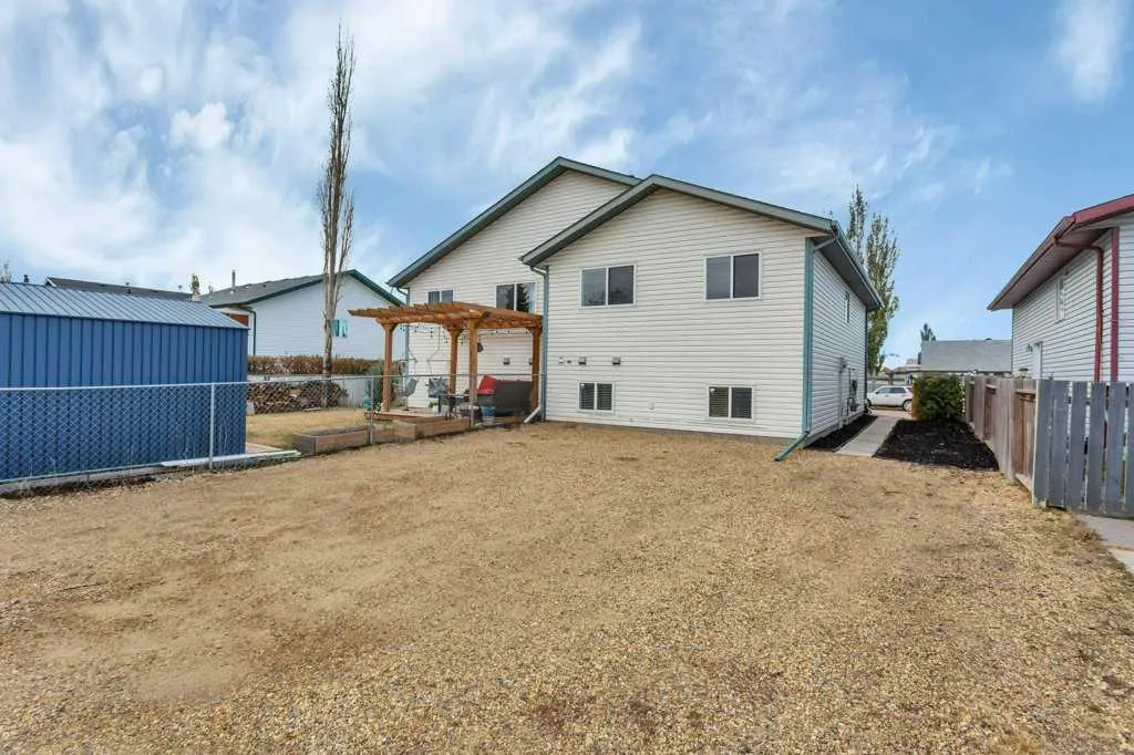 89 Silver Drive