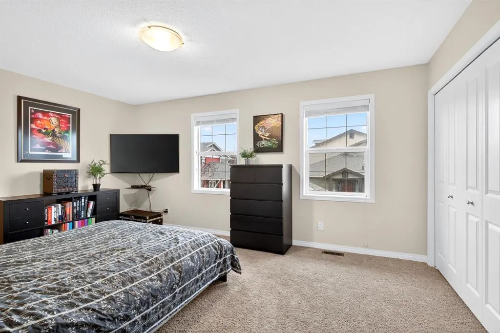 1001 8 Street NW, #2002