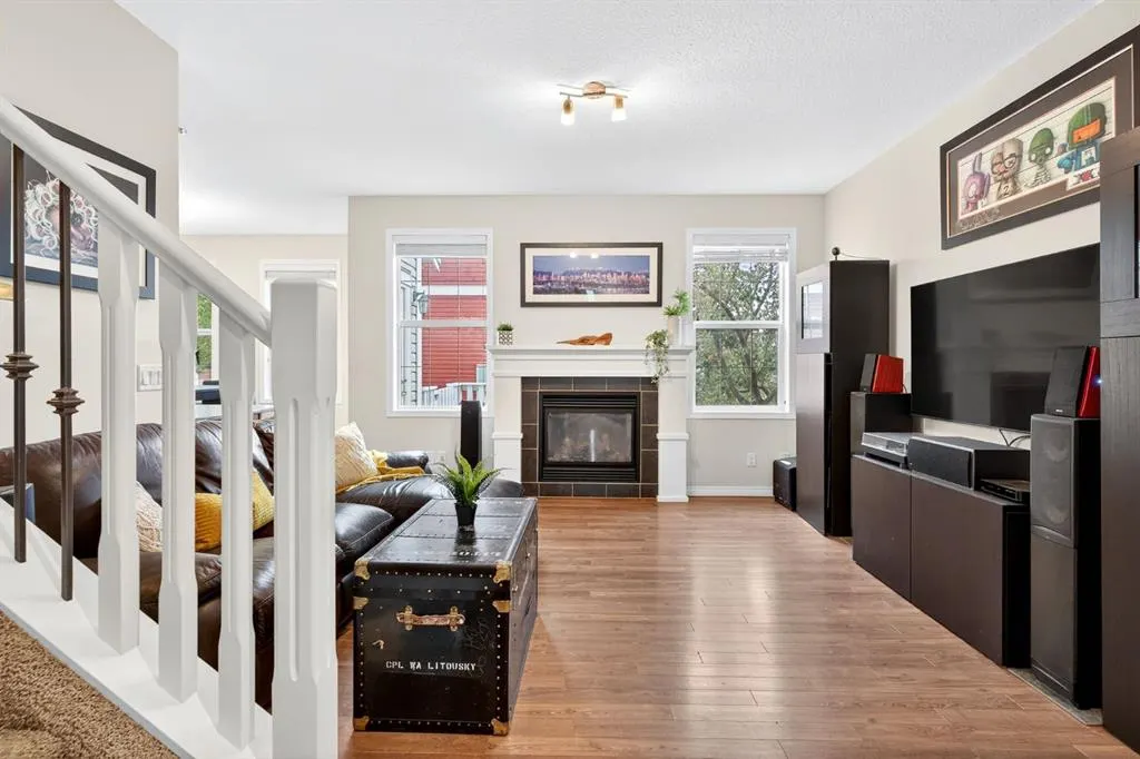 1001 8 Street NW, #2002