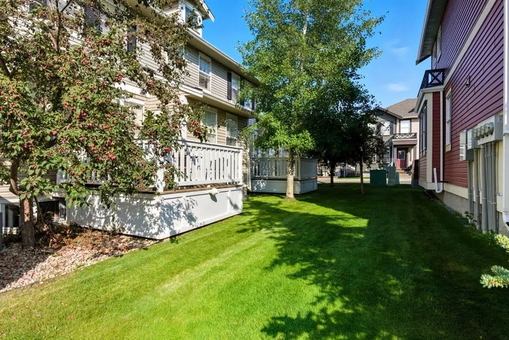 1001 8 Street NW, #2002