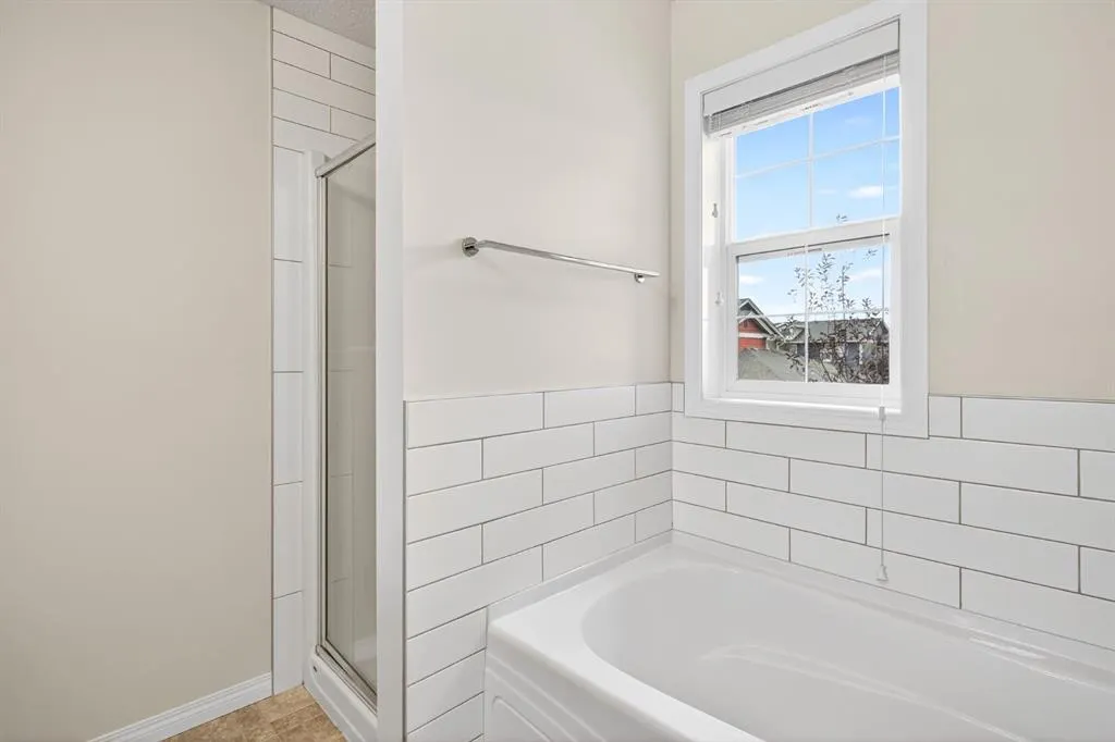 1001 8 Street NW, #2002