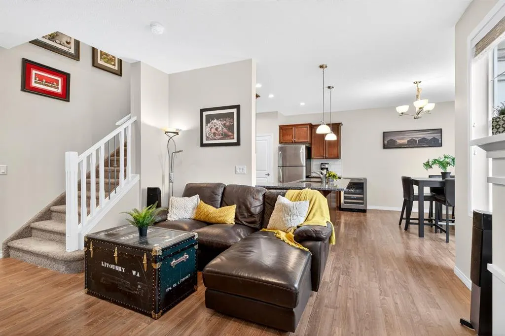 1001 8 Street NW, #2002