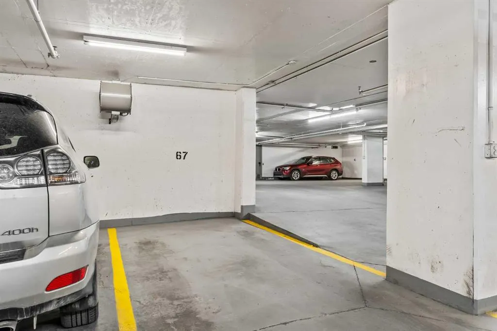 301 10 Street NW, #206