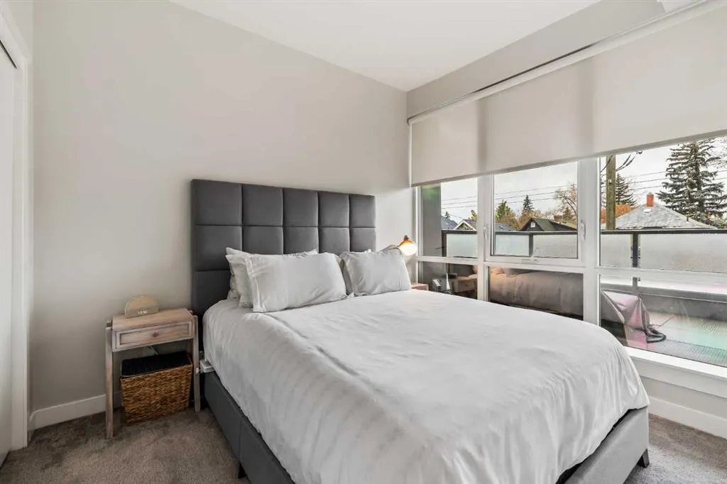 301 10 Street NW, #206