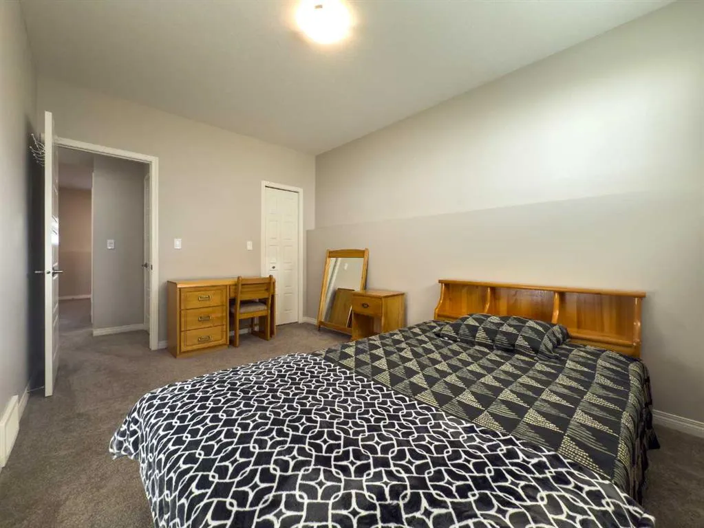 129 Henderson Crescent