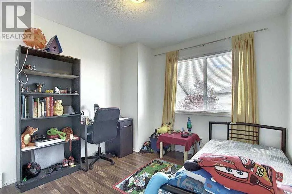 260 Stonemere Place