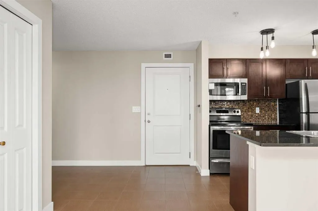 403 Mackenzie Way SW, #3309
