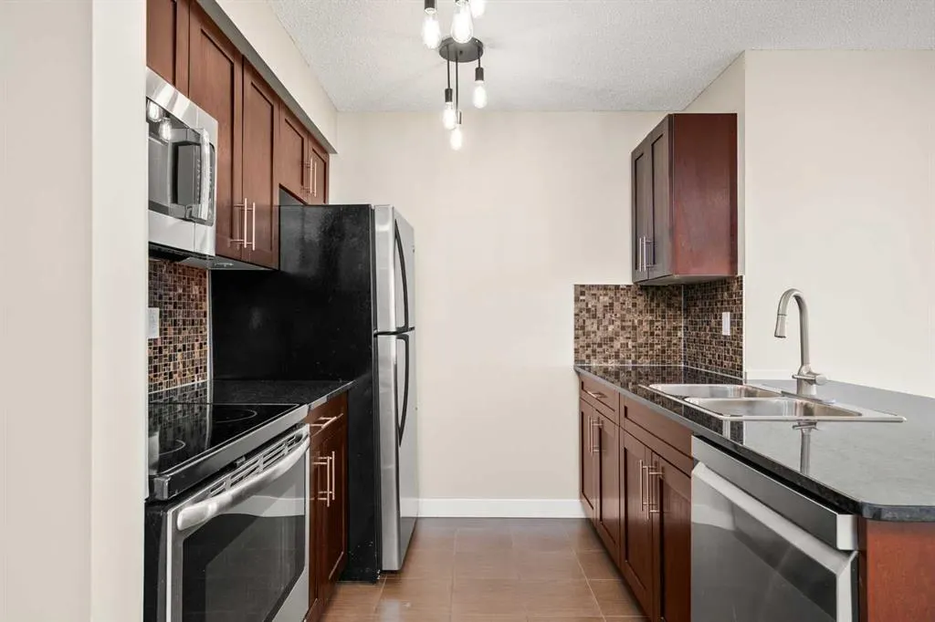 403 Mackenzie Way SW, #3309